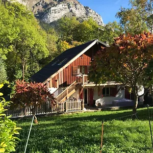 Appartement Superbe T3 Neuf En Bord De Rivière Près D'annecy, Montmin